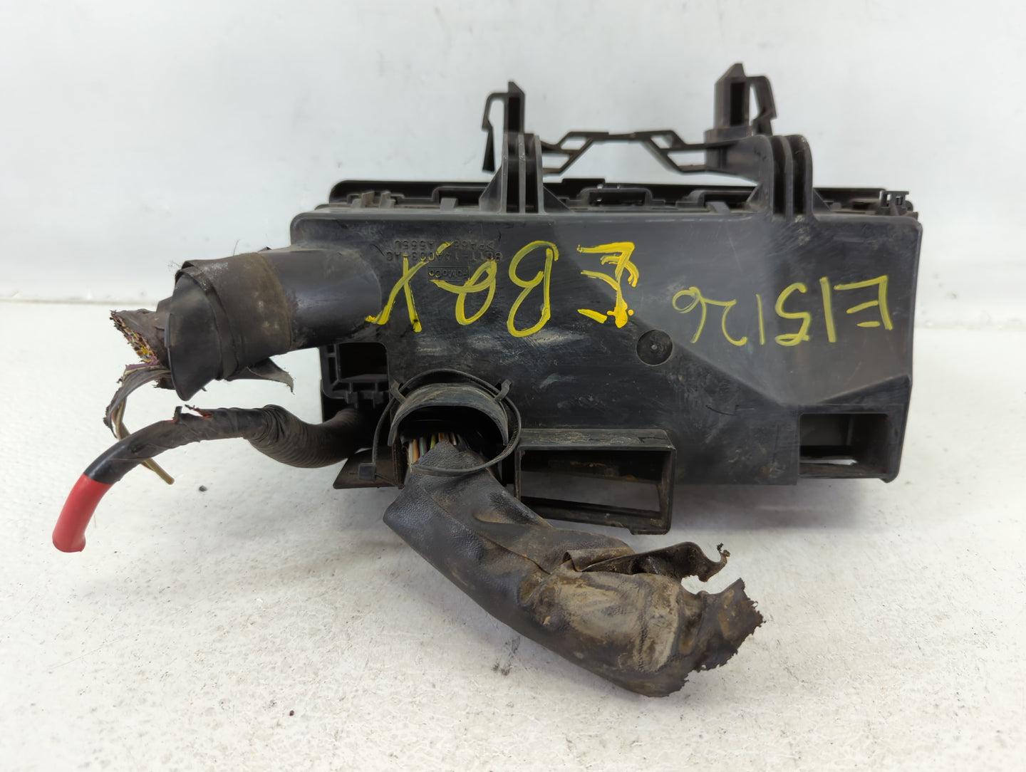 2009 Chevrolet Trax Fusebox Fuse Box Panel Relay Module P/N:BA5T-14A003-AA Fits OEM Used Auto Parts - Oemusedautoparts1.com