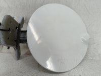2009 Chevrolet Uplander Fuel Tank Door Lid Gas Tank White - Oemusedautoparts1.com