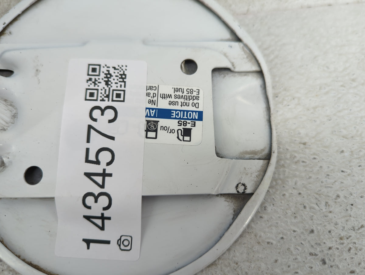 2009 Chevrolet Uplander Fuel Tank Door Lid Gas Tank White - Oemusedautoparts1.com