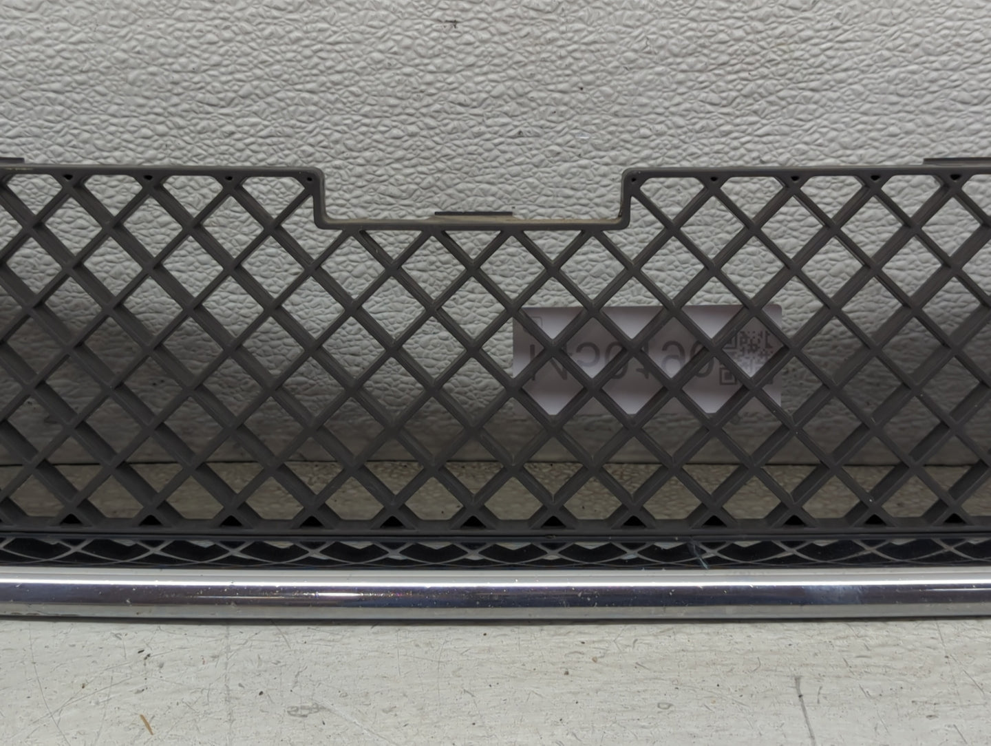 2005-2009 Chevrolet Uplander Front Grille Bumper Not Included - Oemusedautoparts1.com