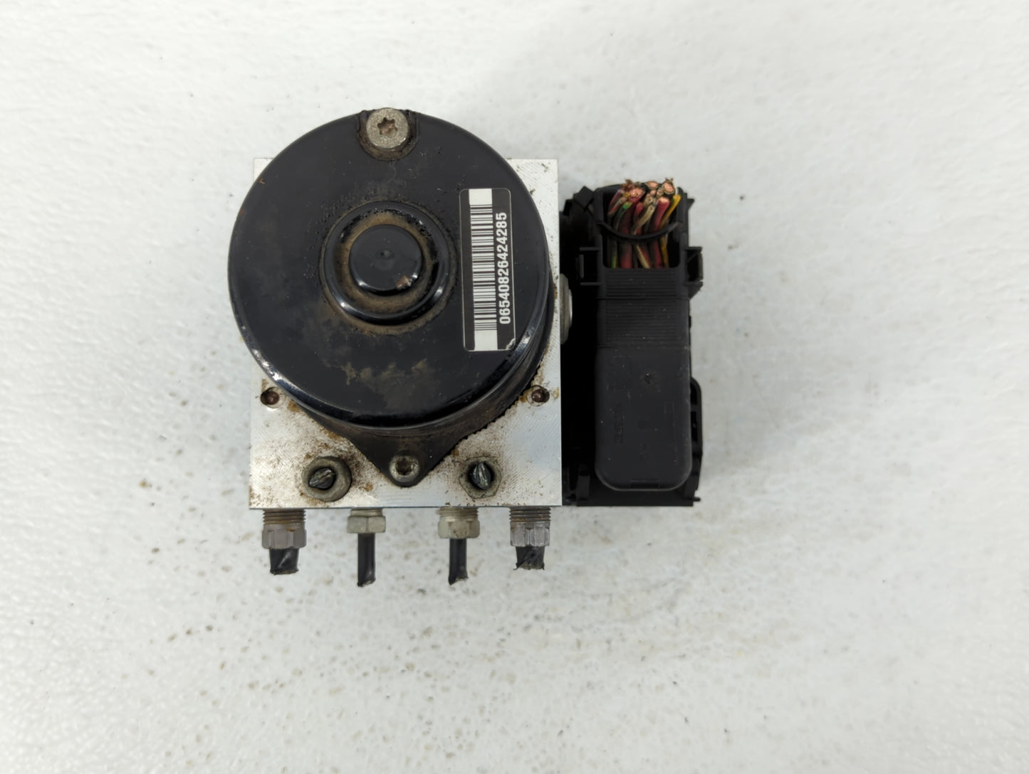 2009 Chevrolet V30 ABS Pump Control Module Replacement P/N:30742654 30794728, 30681619 Fits OEM Used Auto Parts - Oemusedaut