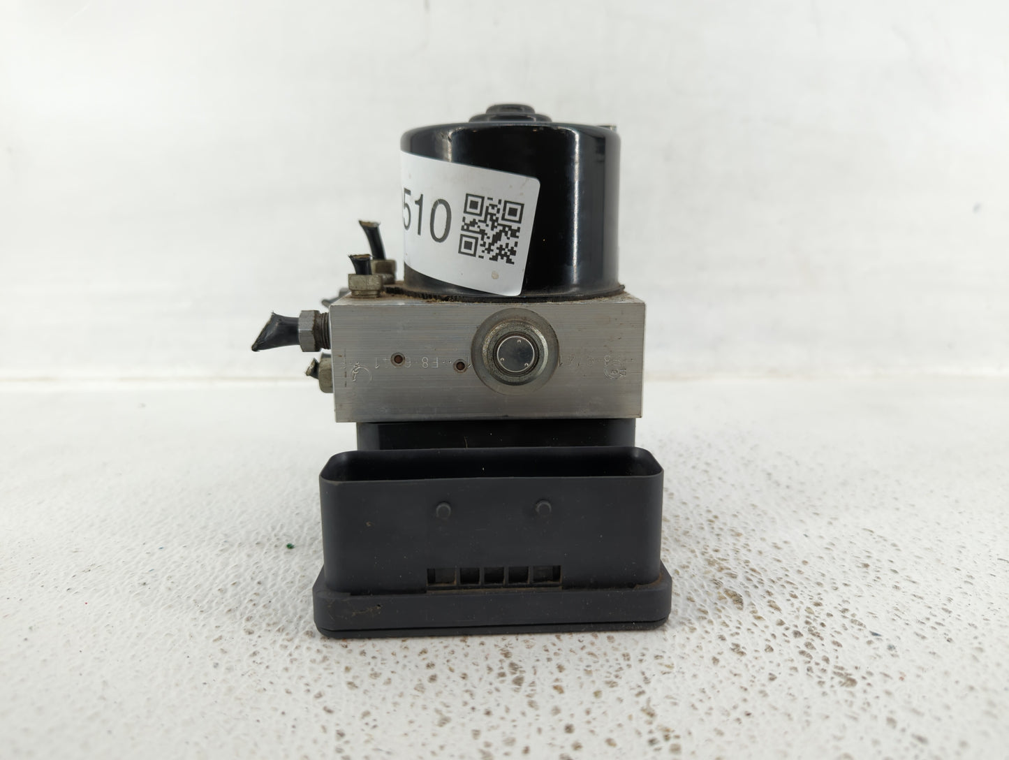 2009 Chevrolet V30 ABS Pump Control Module Replacement P/N:30742654 30794728, 30681619 Fits OEM Used Auto Parts - Oemusedaut