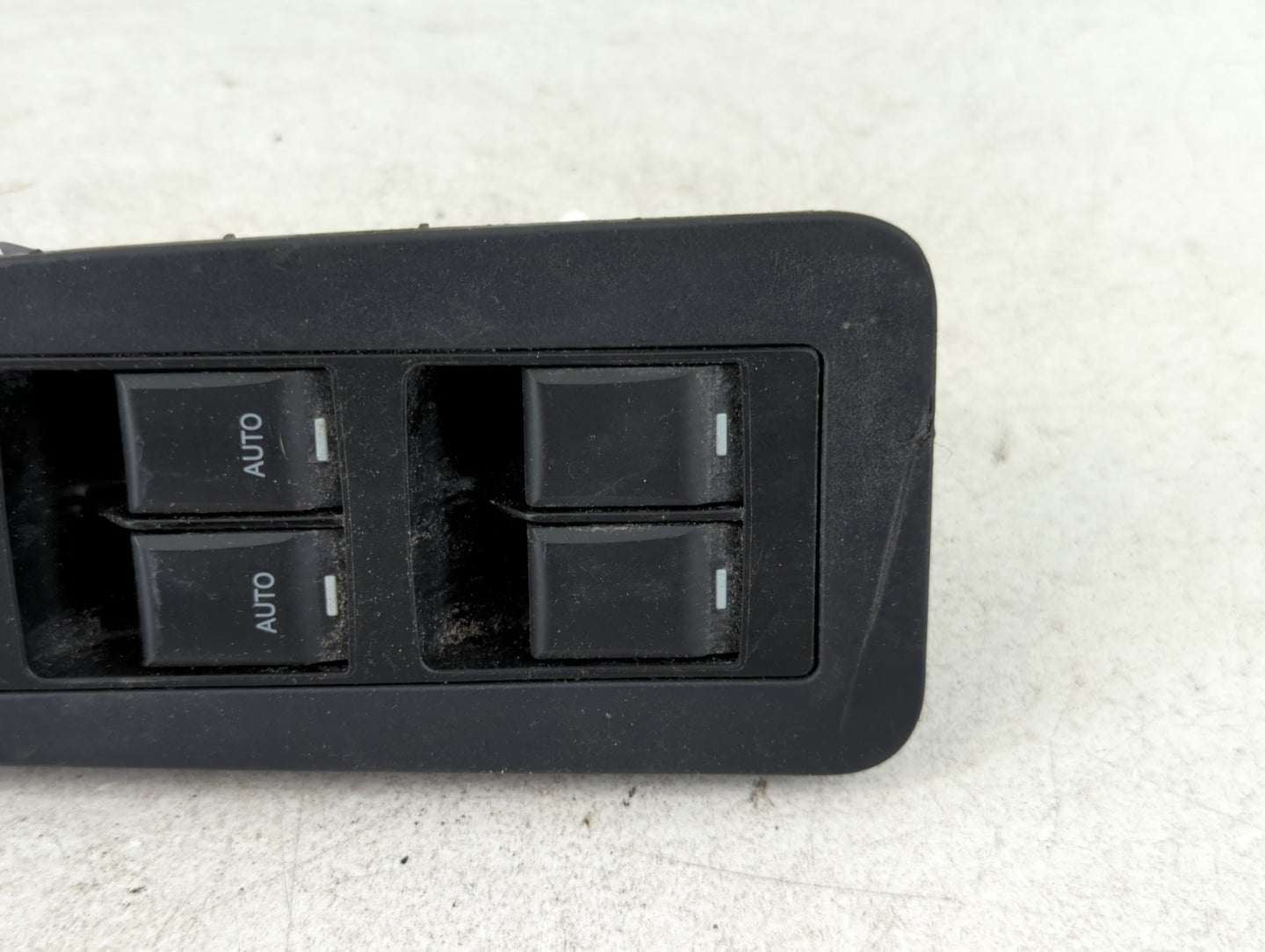 2006-2010 Chrysler 300 Master Power Window Switch Replacement Driver Side Left P/N:04602781AA Fits OEM Used Auto Parts - Oem