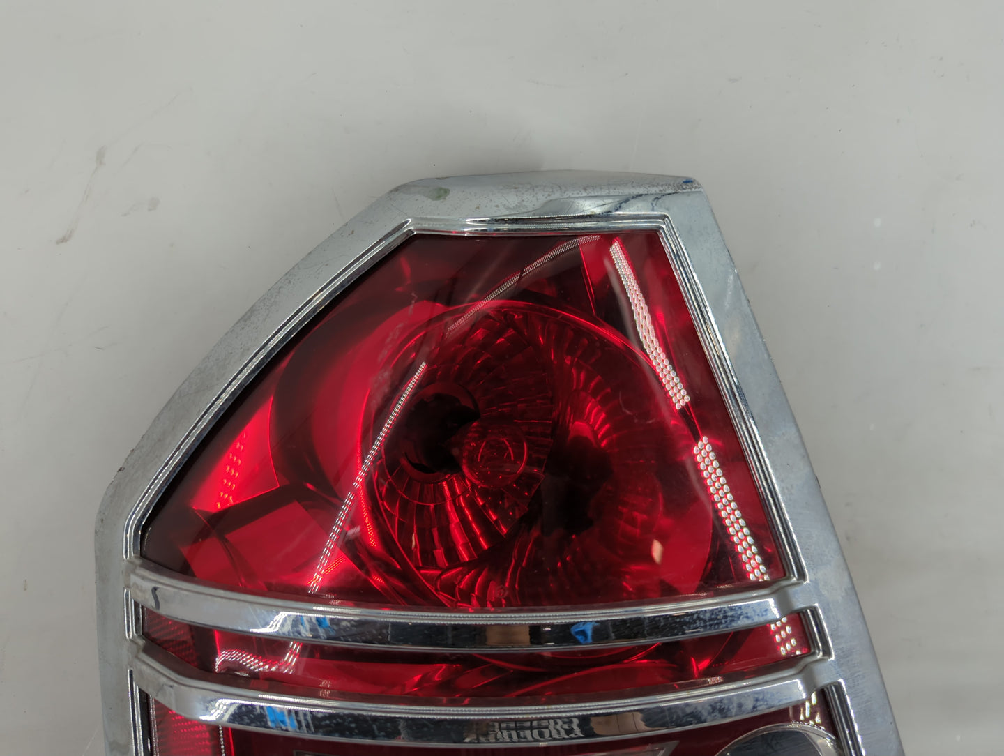 2008-2010 Chrysler 300 Tail Light Assembly Driver Left OEM P/N:22081 REVA Fits Fits 2008 2009 2010 OEM Used Auto Parts - Oem
