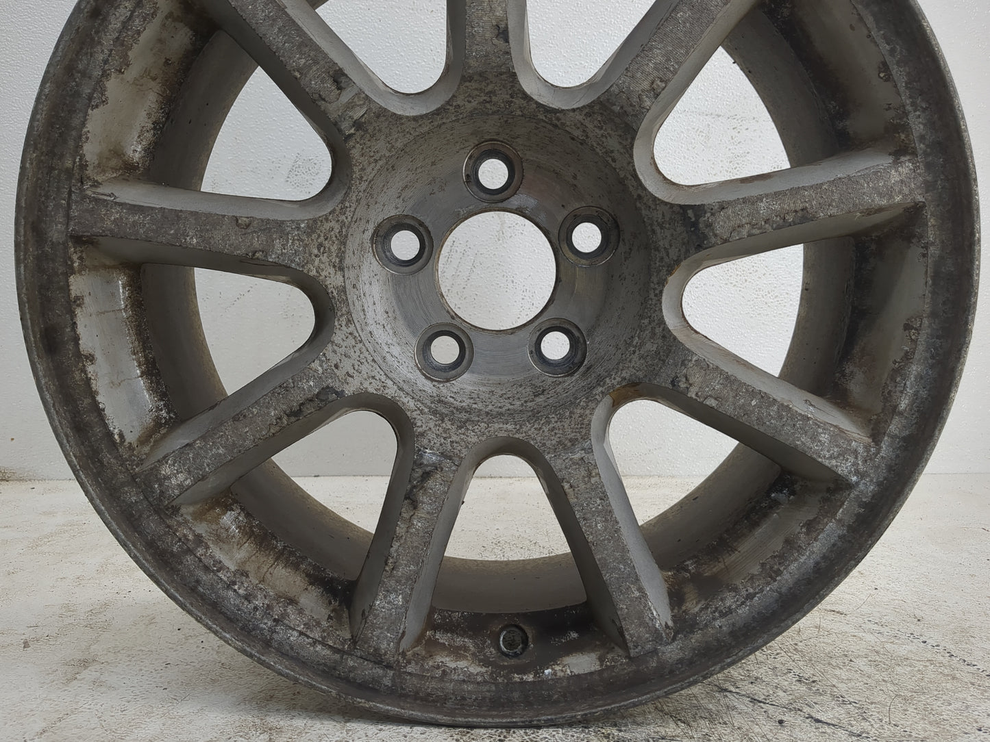 2005-2010 Chrysler 300 Oem Wheel Rim - Oemusedautoparts1.com
