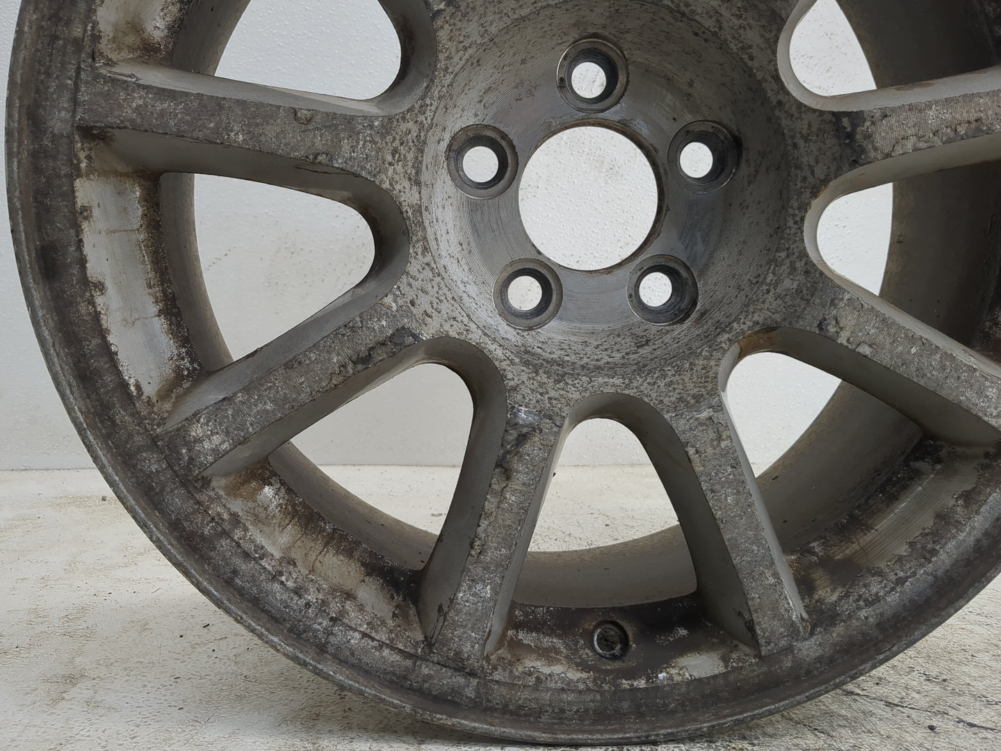 2005-2010 Chrysler 300 Oem Wheel Rim - Oemusedautoparts1.com