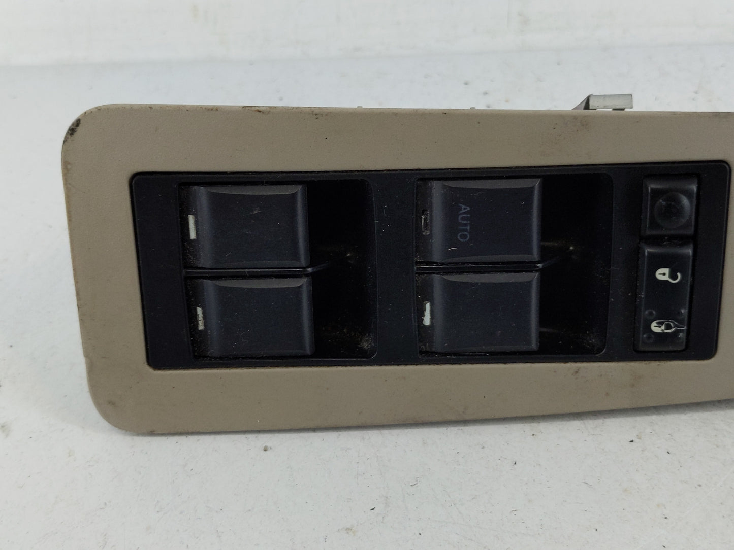 2005-2010 Chrysler 300 Master Power Window Switch Replacement Driver Side Left P/N:04602780AA 04602736AA Fits OEM Used Auto 