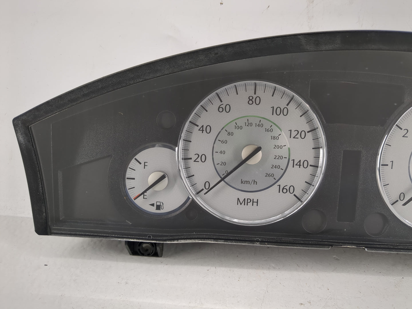 2009 Chrysler 300 Instrument Cluster Speedometer Gauges P/N:05172882AF Fits OEM Used Auto Parts - Oemusedautoparts1.com