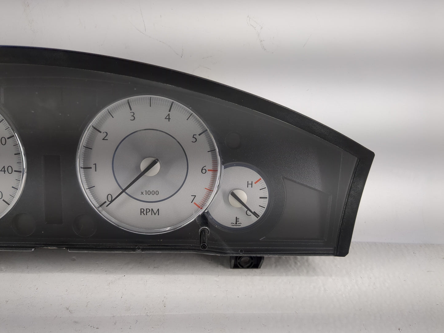 2009 Chrysler 300 Instrument Cluster Speedometer Gauges P/N:05172882AF Fits OEM Used Auto Parts - Oemusedautoparts1.com