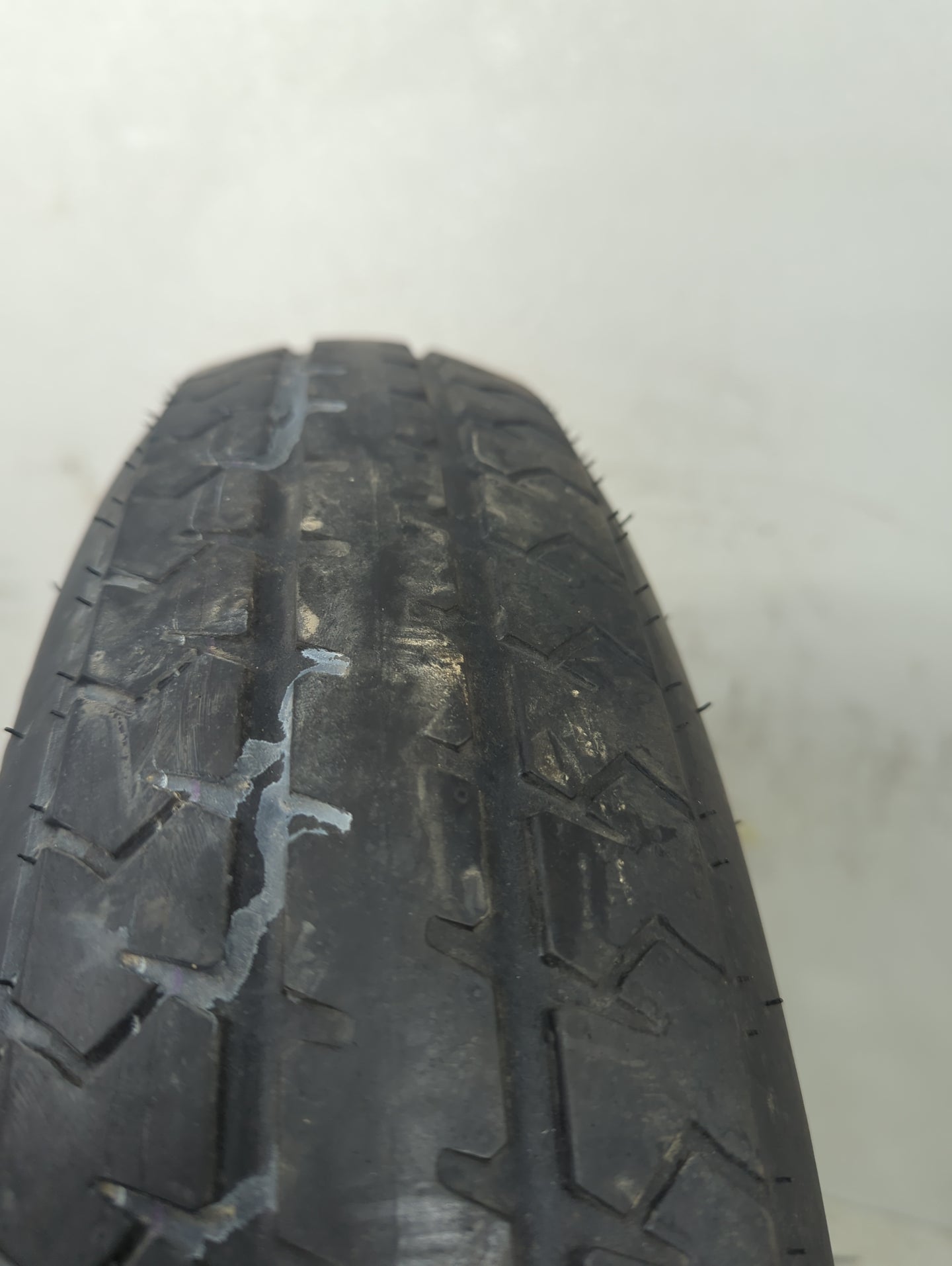 2005-2022 Chrysler 300 Spare Donut Tire Wheel Rim Oem 1308083 - Oemusedautoparts1.com