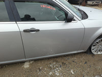 2005-2010 Chrysler 300 Passenger Front Door Oem 1309648 - Oemusedautoparts1.com