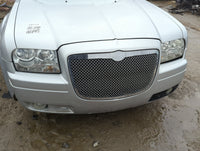 2005-2010 Chrysler 300 Front Grille Bumper Not Included 1309656 - Oemusedautoparts1.com