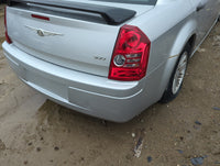 2005-2010 Chrysler 300 Rear Bumper Assembly Oem 1309686 - Oemusedautoparts1.com