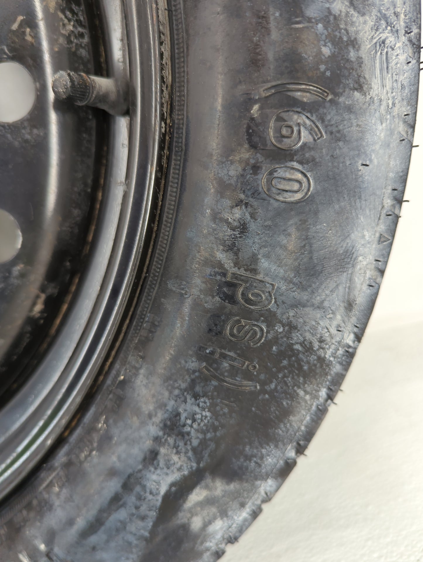 2005-2022 Chrysler 300 Spare Donut Tire Wheel Rim Oem - Oemusedautoparts1.com