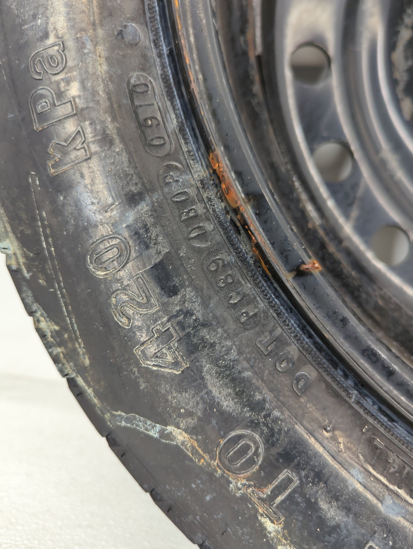 2005-2022 Chrysler 300 Spare Donut Tire Wheel Rim Oem - Oemusedautoparts1.com