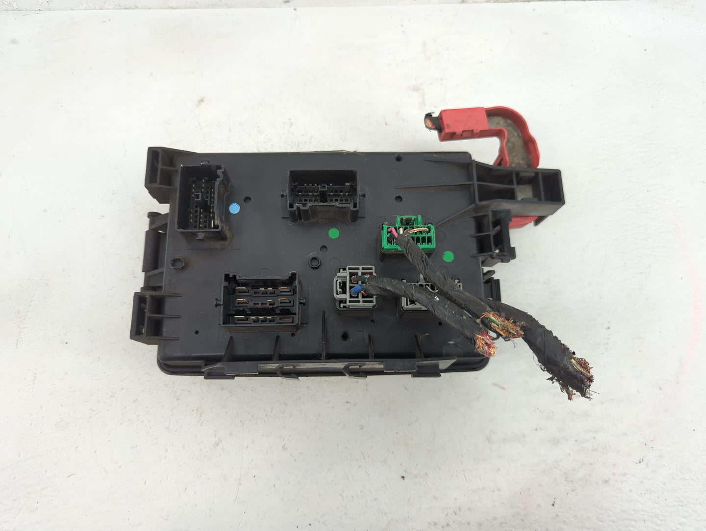 2009-2010 Chrysler 300 Fusebox Fuse Box Panel Relay Module P/N:68044658AA Fits Fits 2009 2010 OEM Used Auto Parts - Oemuseda