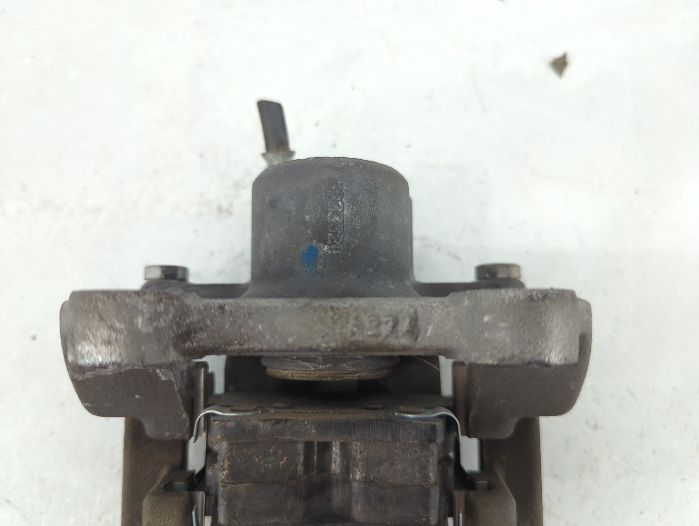 2005-2022 Chrysler 300 Front Driver Left Brake Caliper - Oemusedautoparts1.com