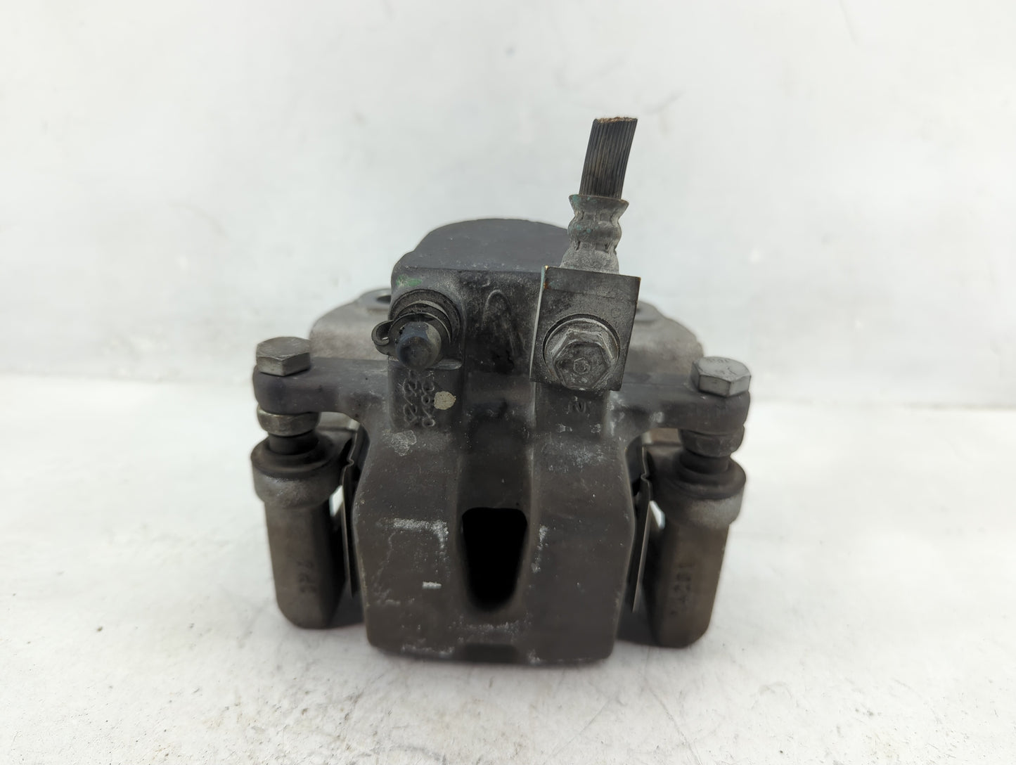 2005-2022 Chrysler 300 Front Driver Left Brake Caliper - Oemusedautoparts1.com