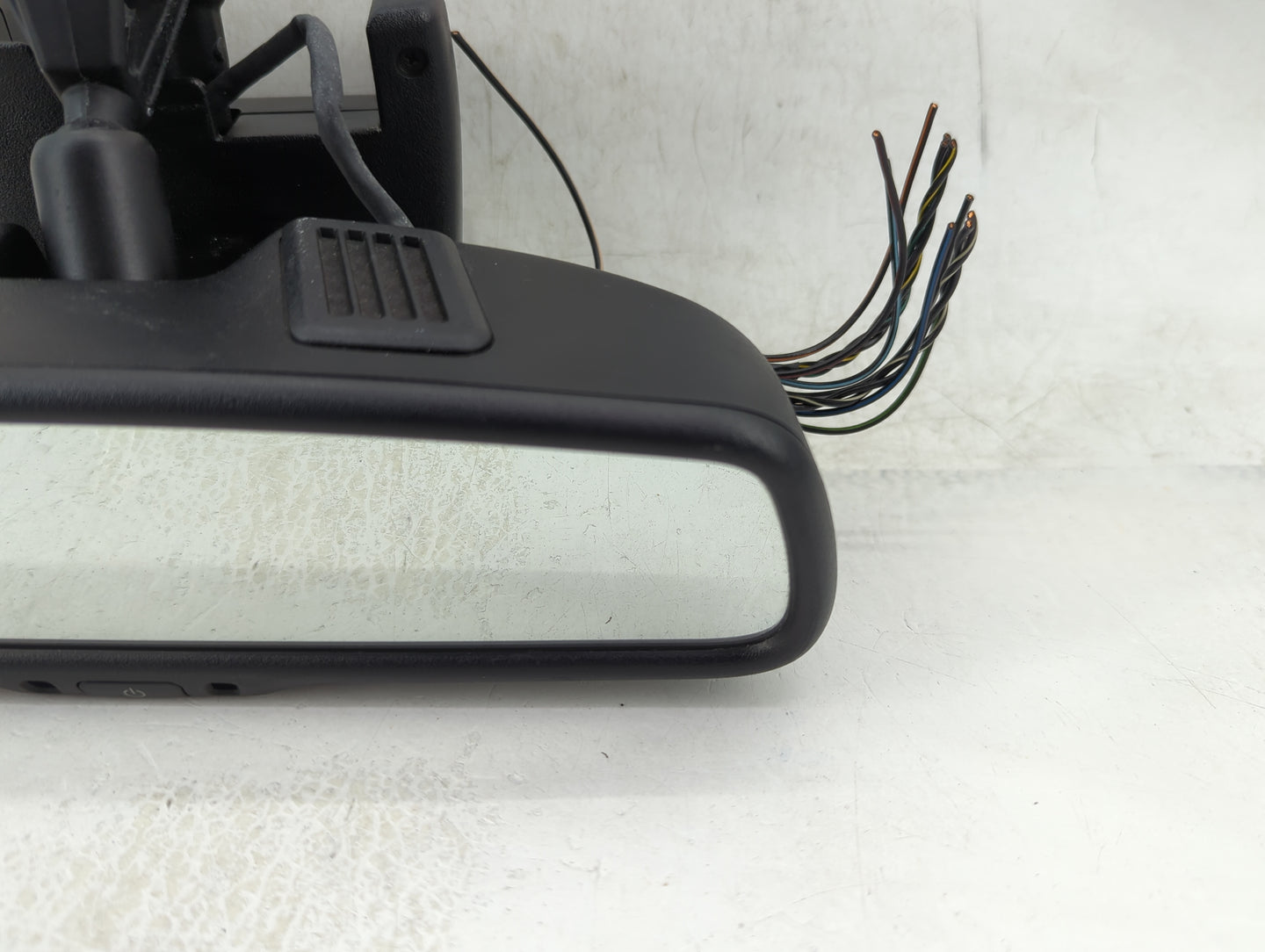 2009 Chrysler 300 Interior Rear View Mirror Replacement OEM P/N:68020441AB Fits OEM Used Auto Parts - Oemusedautoparts1.com