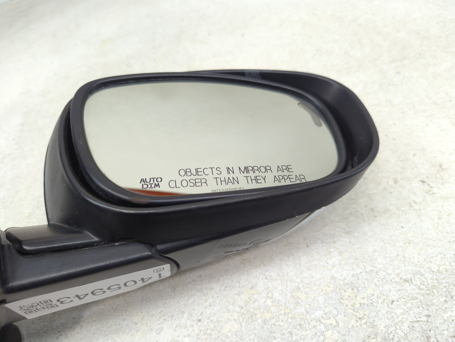 2005-2010 Chrysler 300 Passenger Side View Mirror - Right Door Mirror OEM Used - Oemusedautoparts1.com