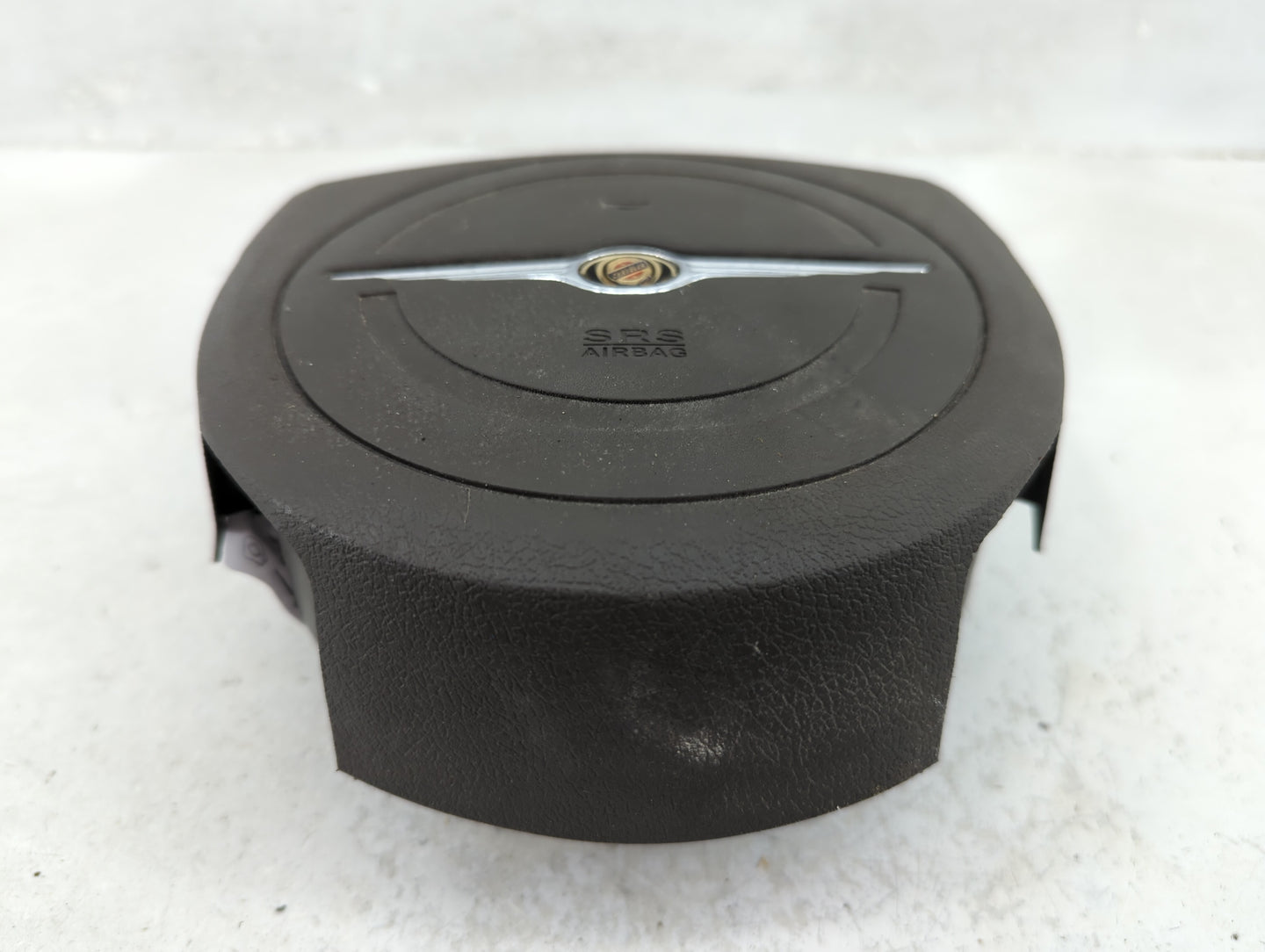 2008-2010 Chrysler 300 Air Bag Driver Left Steering Wheel Mounted Fits Fits 2008 2009 2010 OEM Used Auto Parts - Oemusedauto
