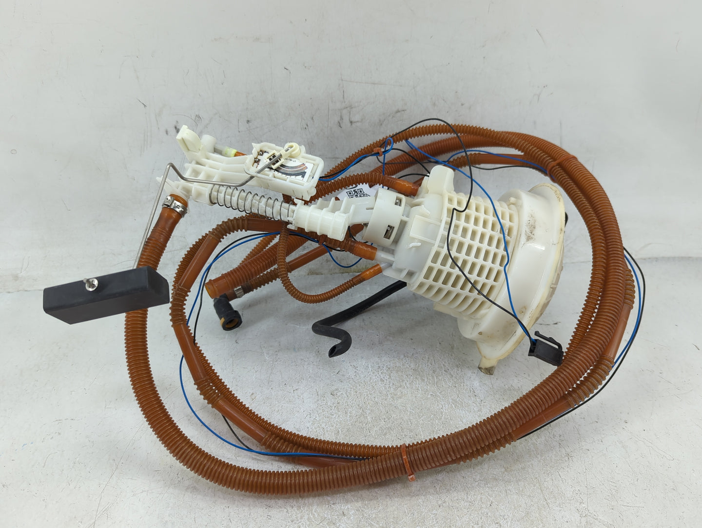 2005-2020 Chrysler 300 Electrical Gas Fuel Pump Assembly - Oemusedautoparts1.com