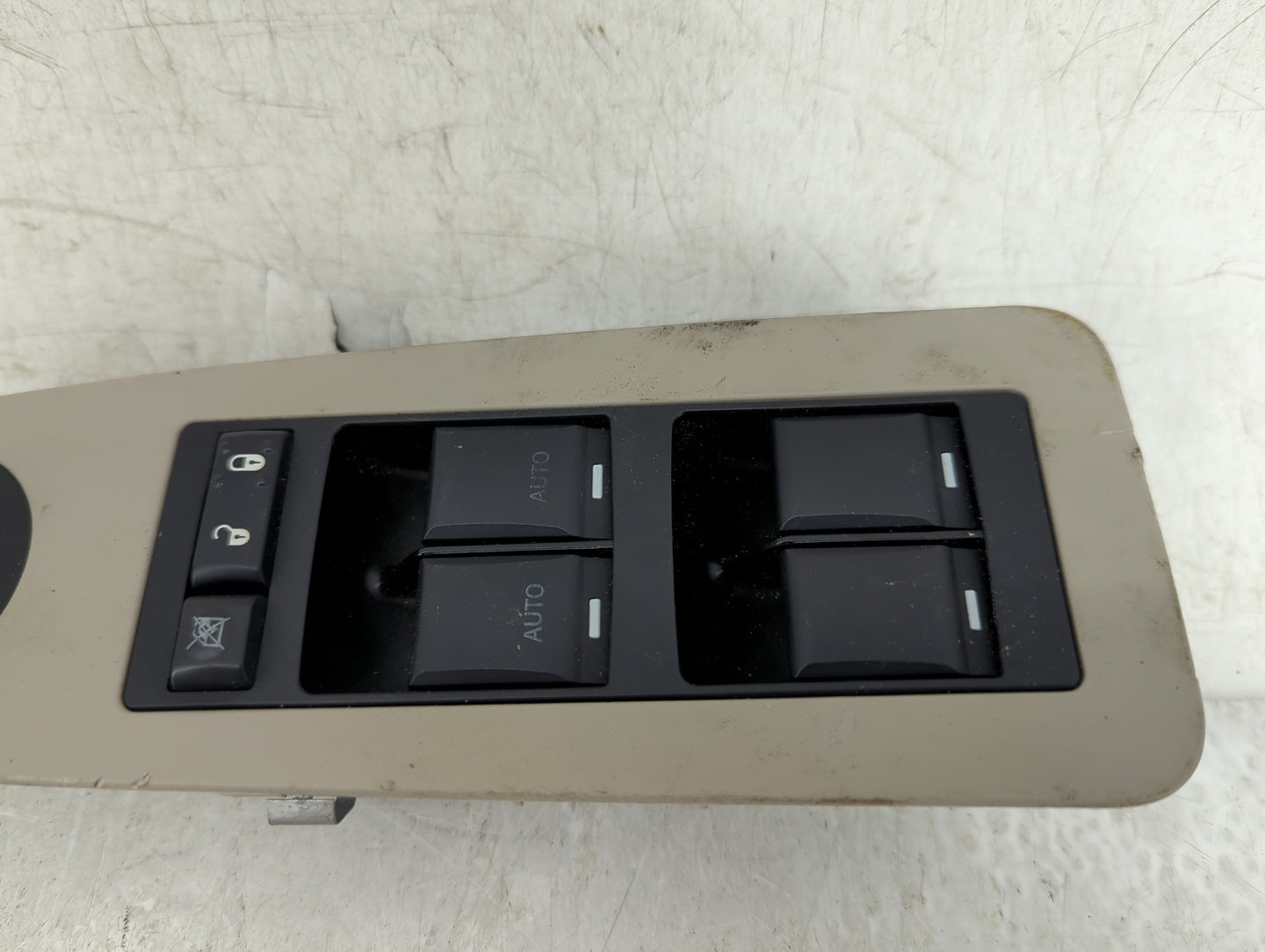 2006-2010 Chrysler 300 Master Power Window Switch Replacement Driver Side Left P/N:04602781AA Fits OEM Used Auto Parts - Oem