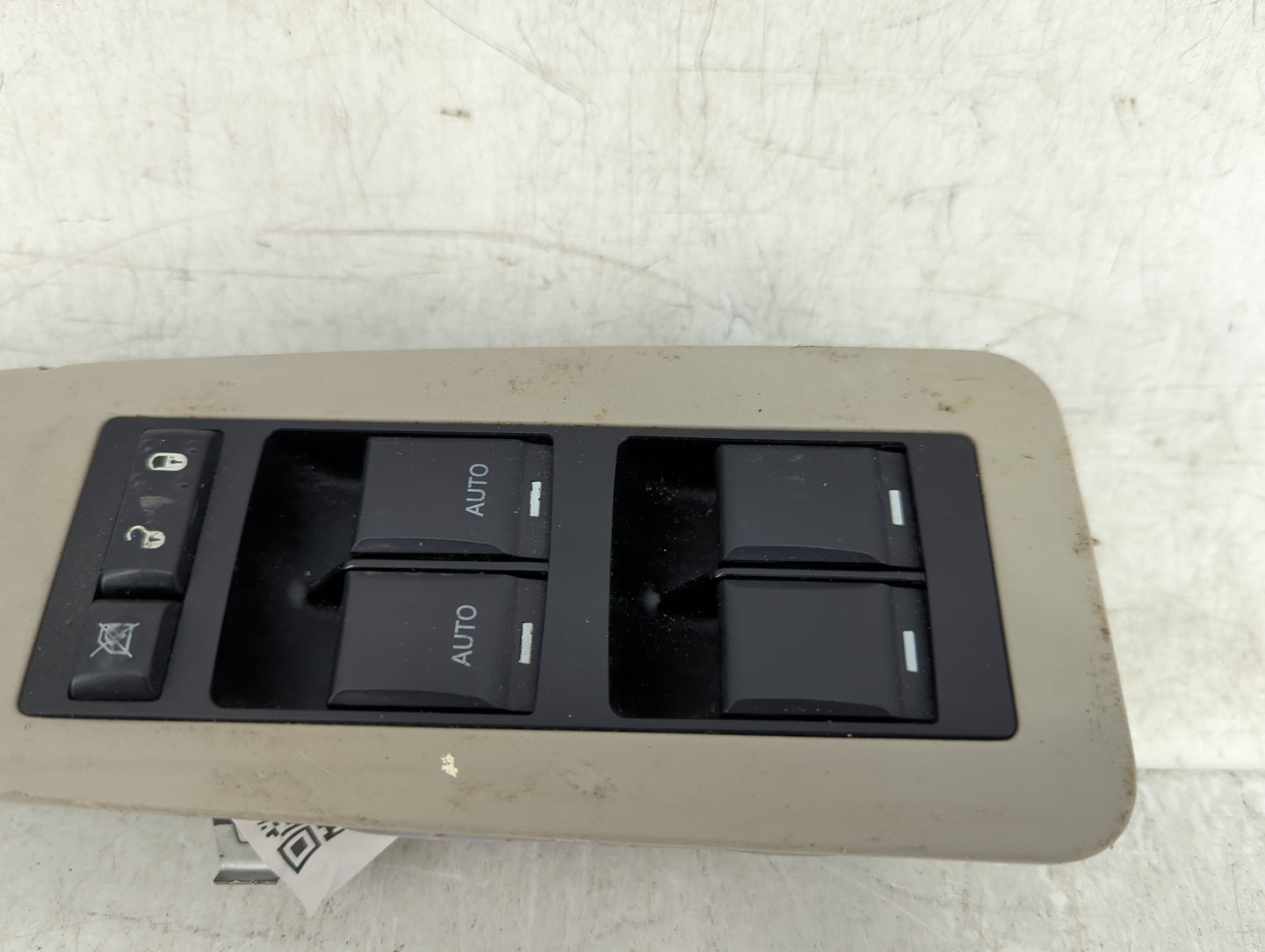 2006-2010 Chrysler 300 Master Power Window Switch Replacement Driver Side Left P/N:04602781AA Fits OEM Used Auto Parts - Oem