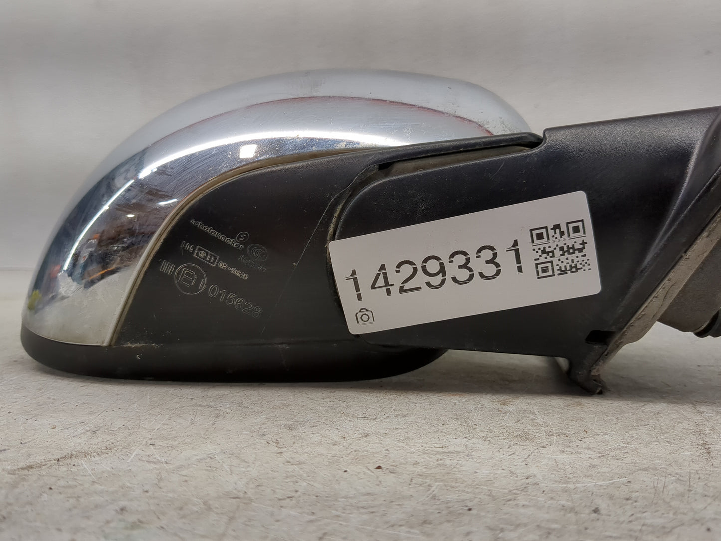 2005-2010 Chrysler 300 Passenger Side View Mirror - Right Door Mirror OEM Used - Oemusedautoparts1.com