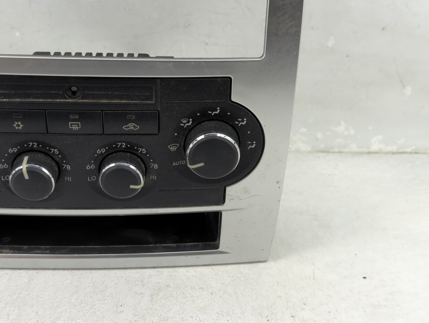 2008-2010 Chrysler 300 Climate Control Module Temperature AC/Heater Replacement P/N:P55111872AB Fits Fits 2008 2009 2010 OEM
