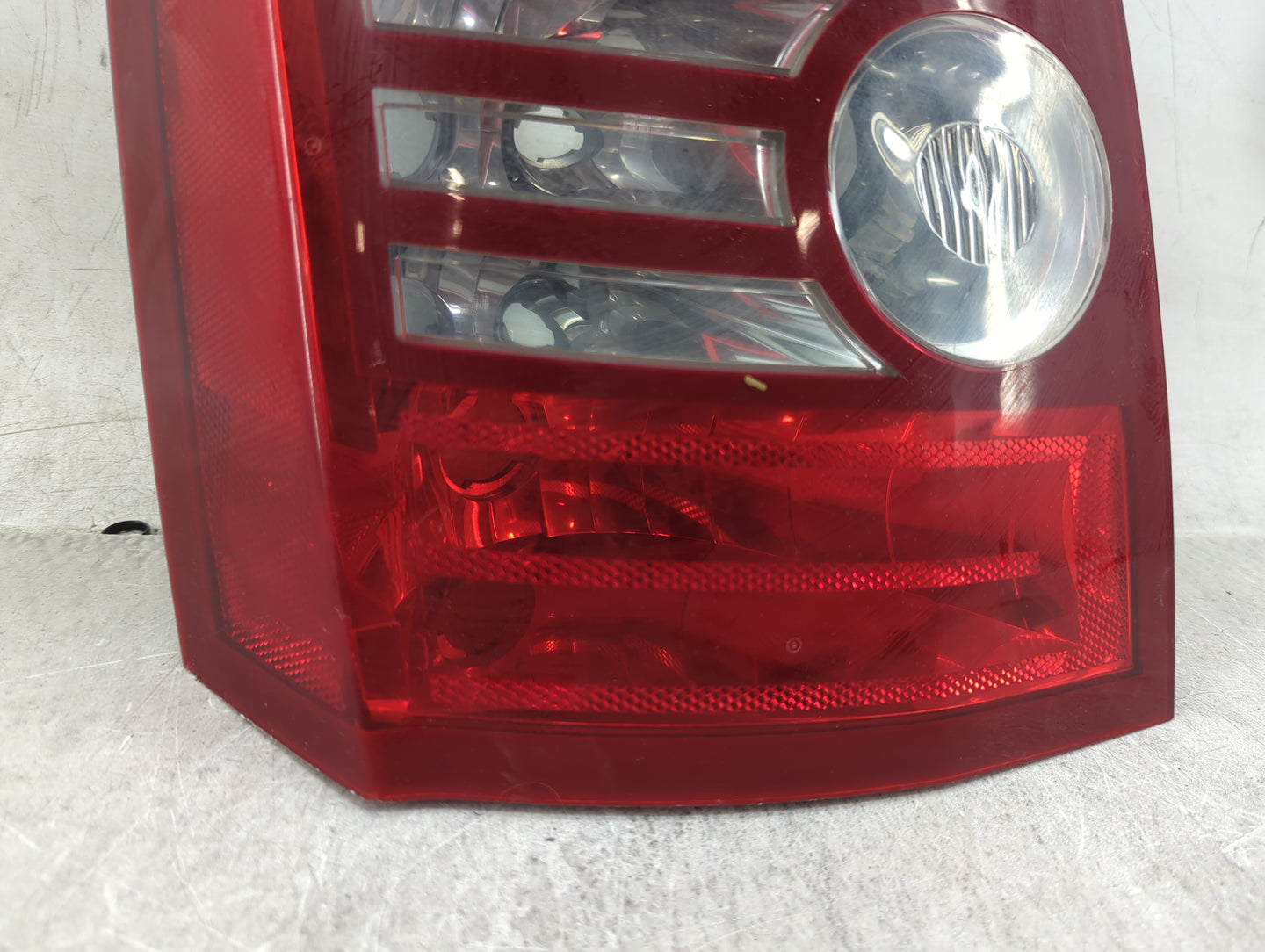 2008-2010 Chrysler 300 Tail Light Assembly Driver Left OEM P/N:04806373AB 04806371AB Fits Fits 2008 2009 2010 OEM Used Auto 