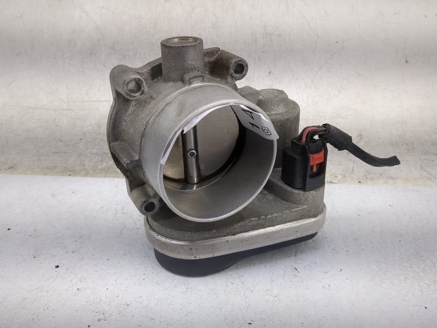 2006-2010 Chrysler 300 Throttle Body P/N:A2C53099253 04861691AA Fits Fits 2006 2007 2008 2009 2010 2011 OEM Used Auto Parts 
