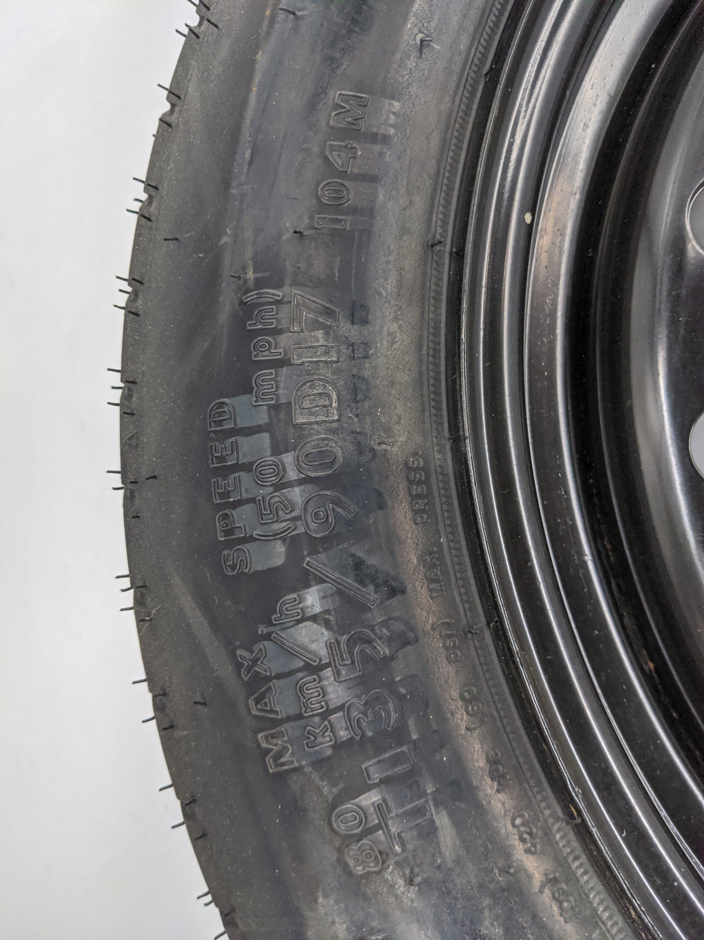 2009 Chrysler 300 Spare Donut Tire Wheel Rim Oem - Oemusedautoparts1.com