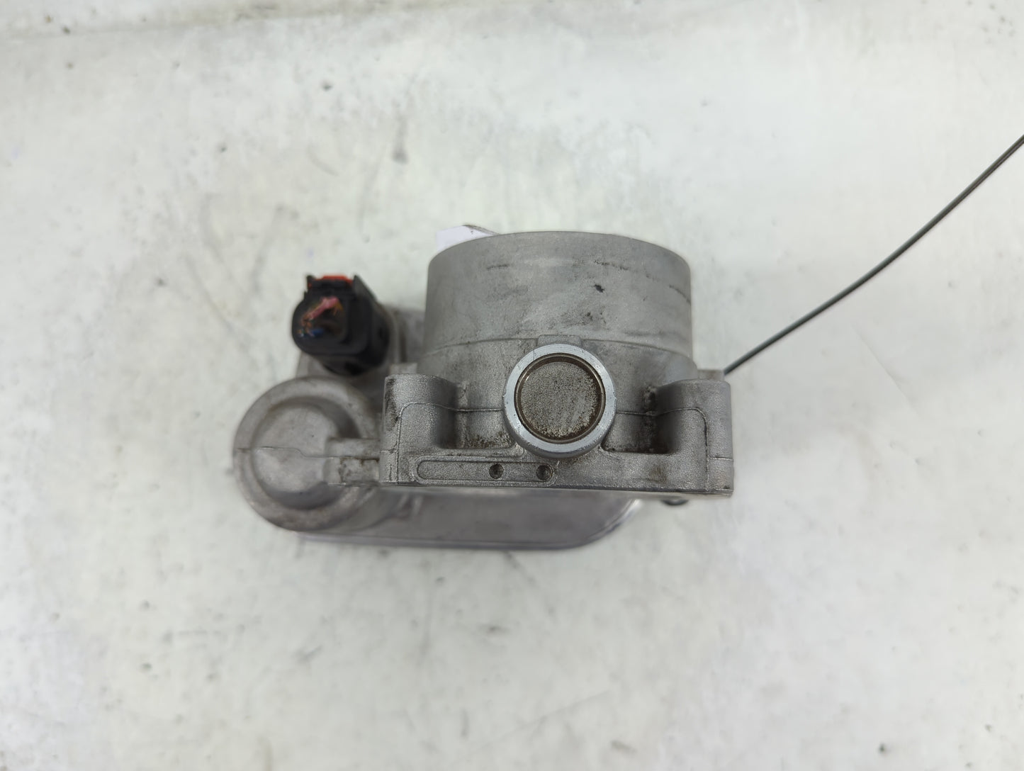 2006-2010 Chrysler 300 Throttle Body P/N:A2C53099253 04861691AA Fits Fits 2006 2007 2008 2009 2010 2011 OEM Used Auto Parts 