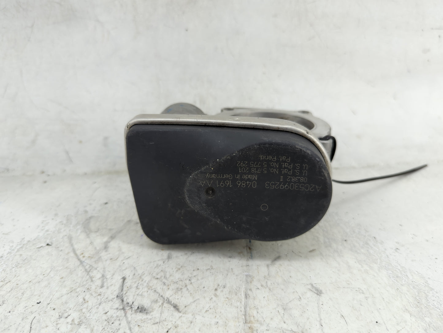 2006-2010 Chrysler 300 Throttle Body P/N:A2C53099253 04861691AA Fits Fits 2006 2007 2008 2009 2010 2011 OEM Used Auto Parts 