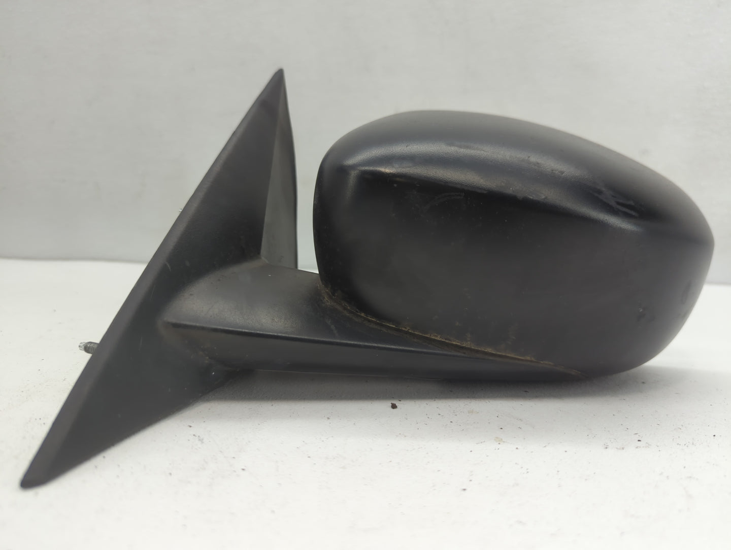 2005-2010 Chrysler 300 Driver Side View Mirror - Left Door Mirror OEM Used - Oemusedautoparts1.com