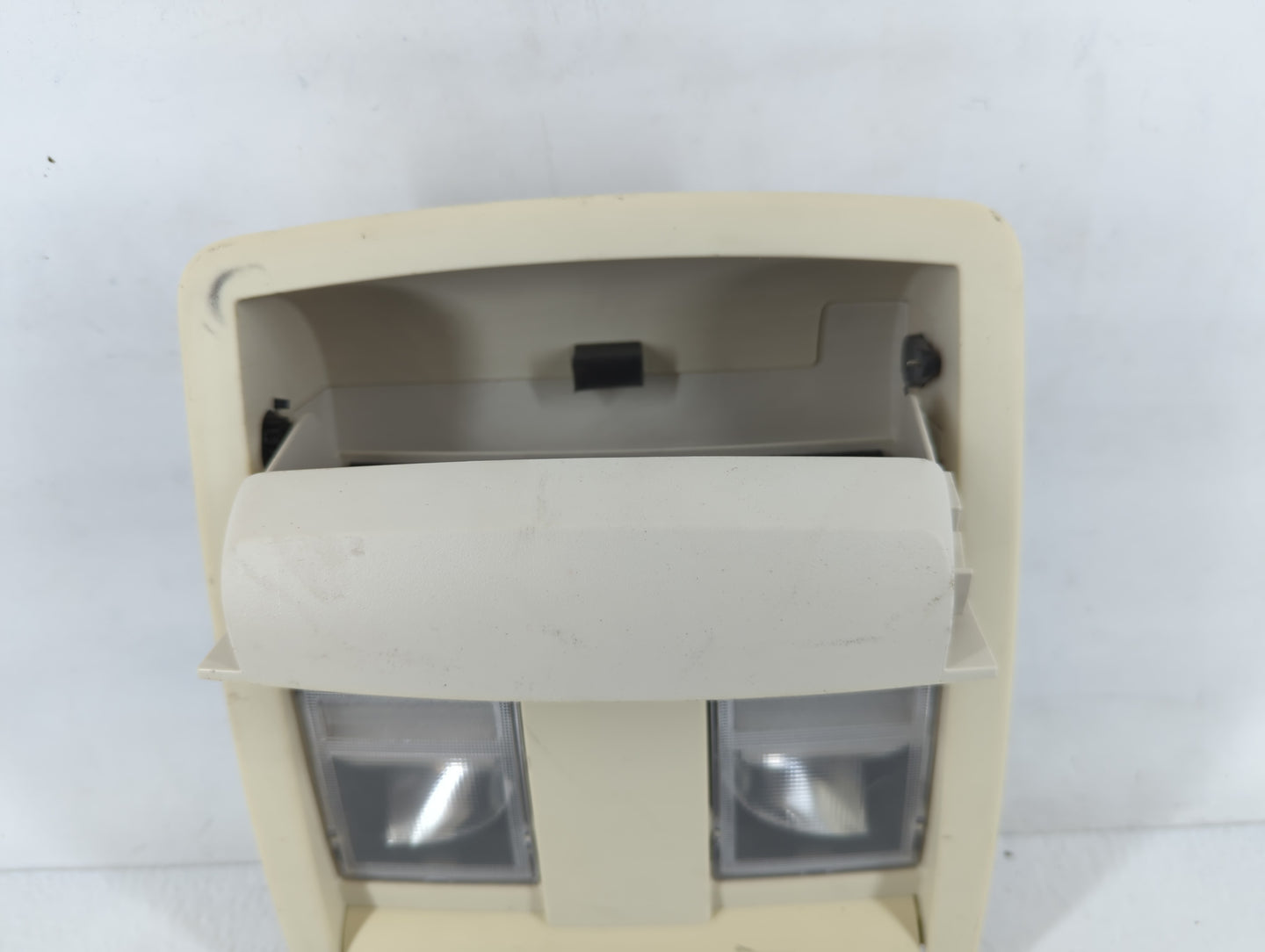 2009 Chrysler 300 Overhead Roof Console - Oemusedautoparts1.com