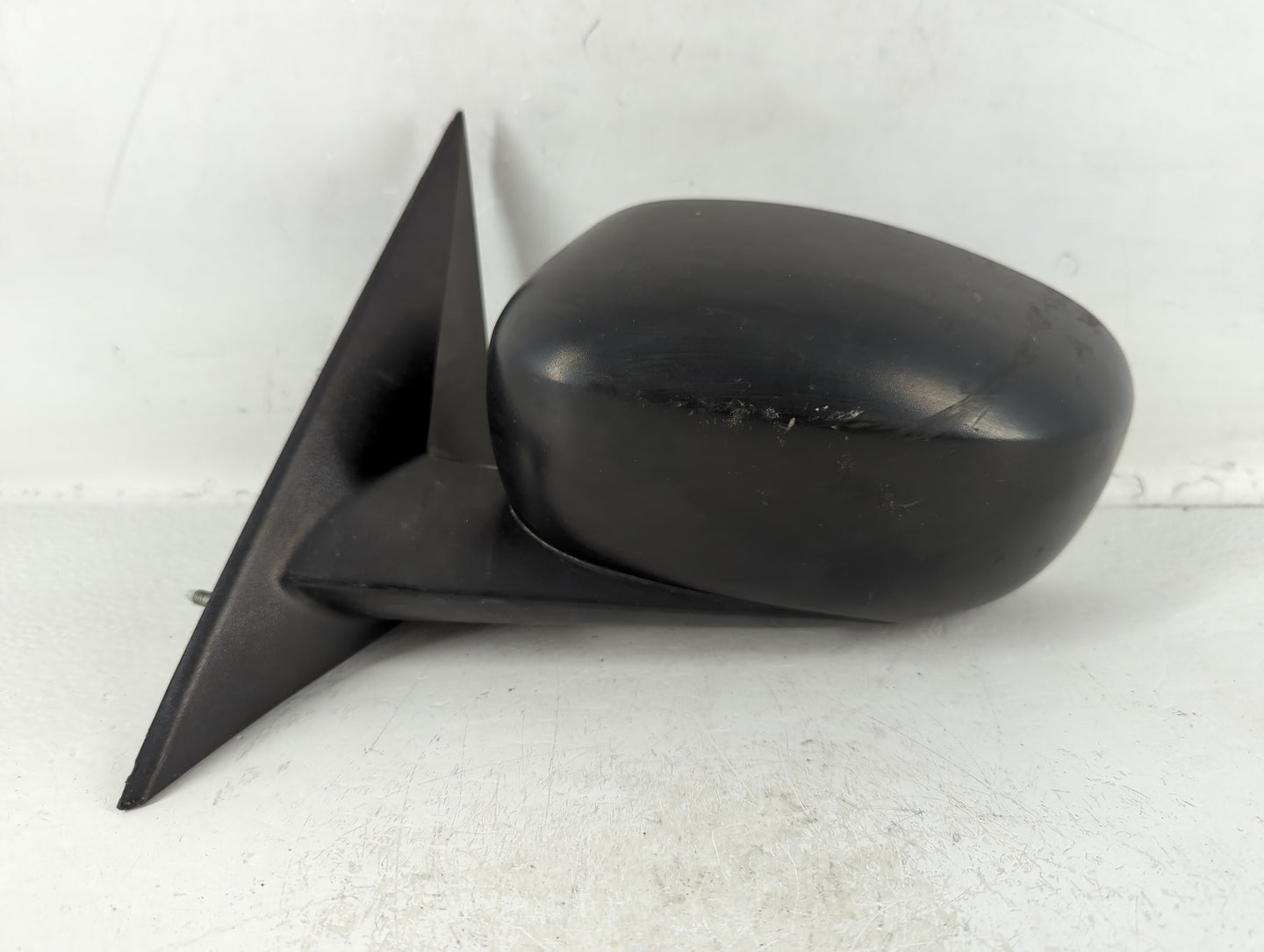 2005-2010 Chrysler 300 Driver Left Side View Manual Door Mirror Black - Oemusedautoparts1.com