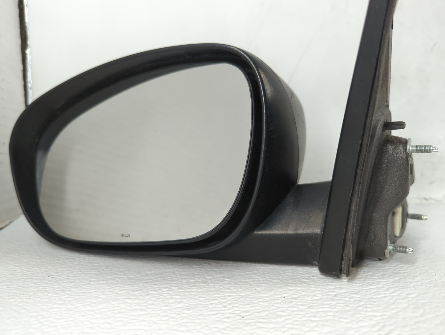 2005-2010 Chrysler 300 Driver Left Side View Manual Door Mirror Black - Oemusedautoparts1.com
