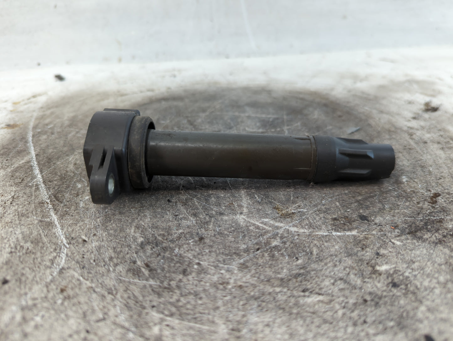 2006-2010 Chrysler 300 Ignition Coil Igniter Pack - Oemusedautoparts1.com