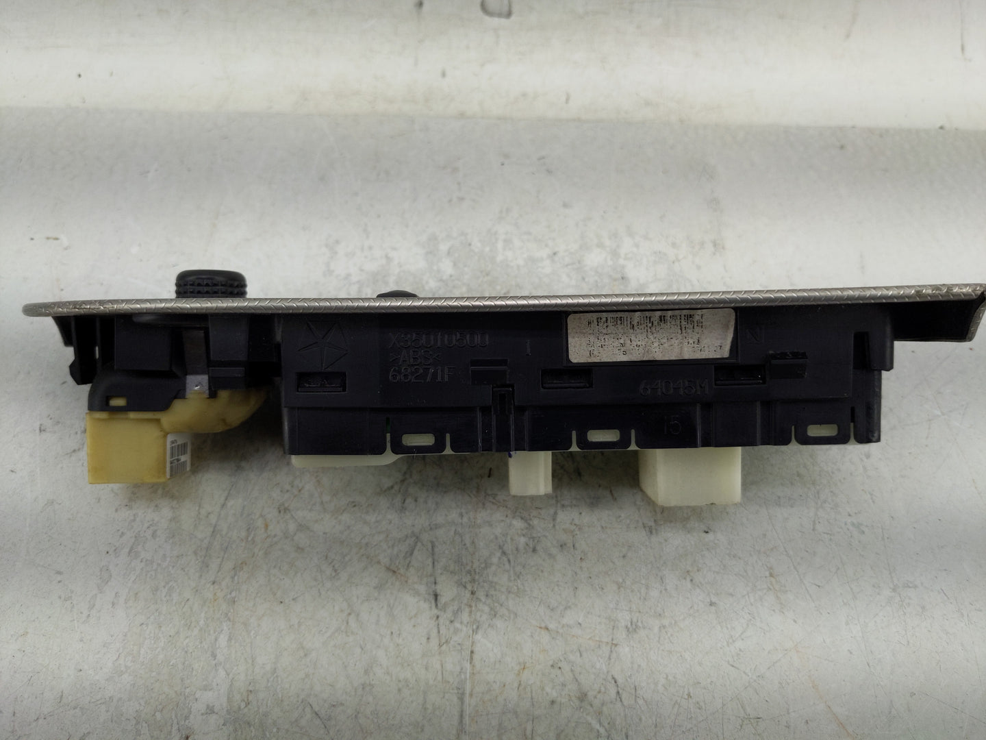 2007-2009 Chrysler Aspen Master Power Window Switch Replacement Driver Side Left P/N:04602781AA Fits OEM Used Auto Parts - O