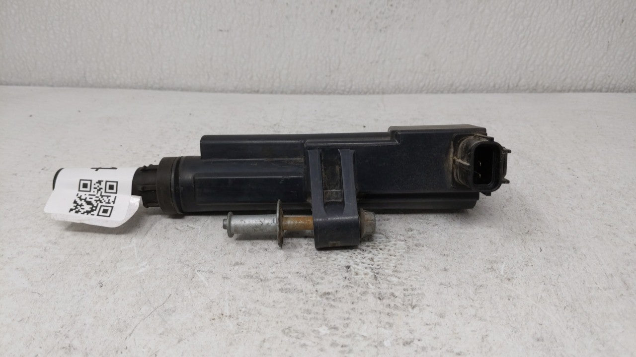 2008-2009 Chrysler Aspen Ignition Coil Igniter Pack - Oemusedautoparts1.com