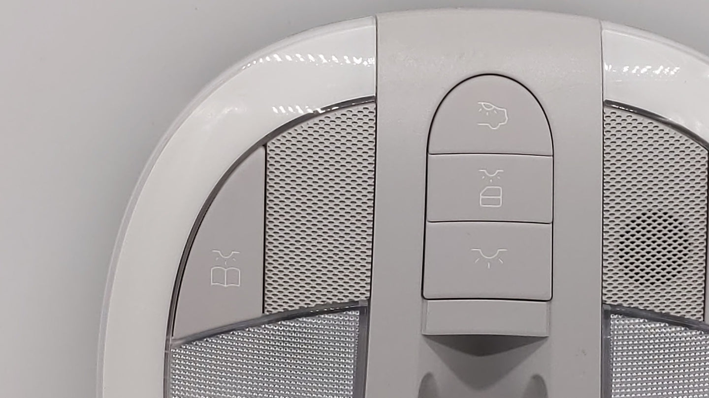 2009 Chrysler E Class Overhead Roof Console - Oemusedautoparts1.com