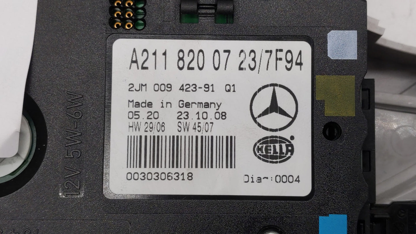 2009 Chrysler E Class Overhead Roof Console - Oemusedautoparts1.com