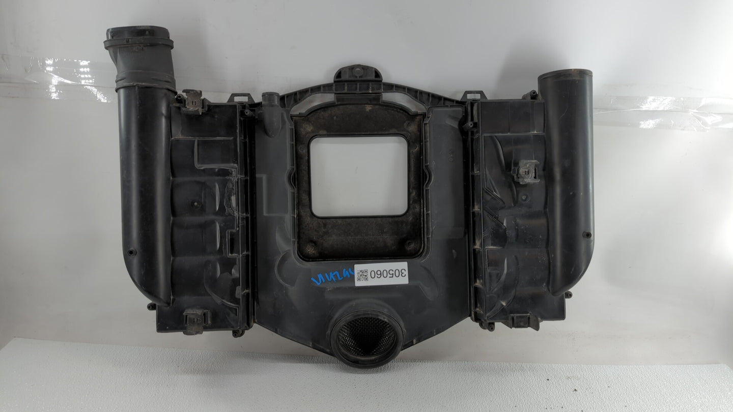2009 Chrysler E Class Engine Cover - Oemusedautoparts1.com