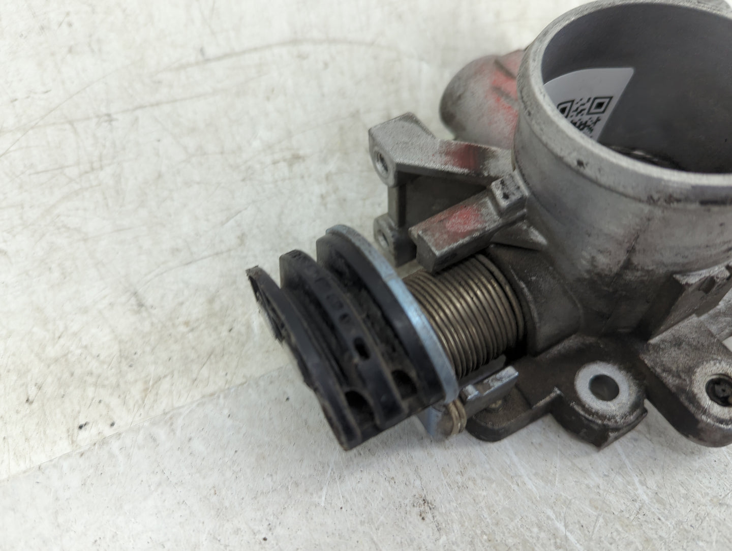 2004-2010 Chrysler Pt Cruiser Throttle Body Fits Fits 2004 2005 2006 2007 2008 2009 2010 OEM Used Auto Parts - Oemusedautopa
