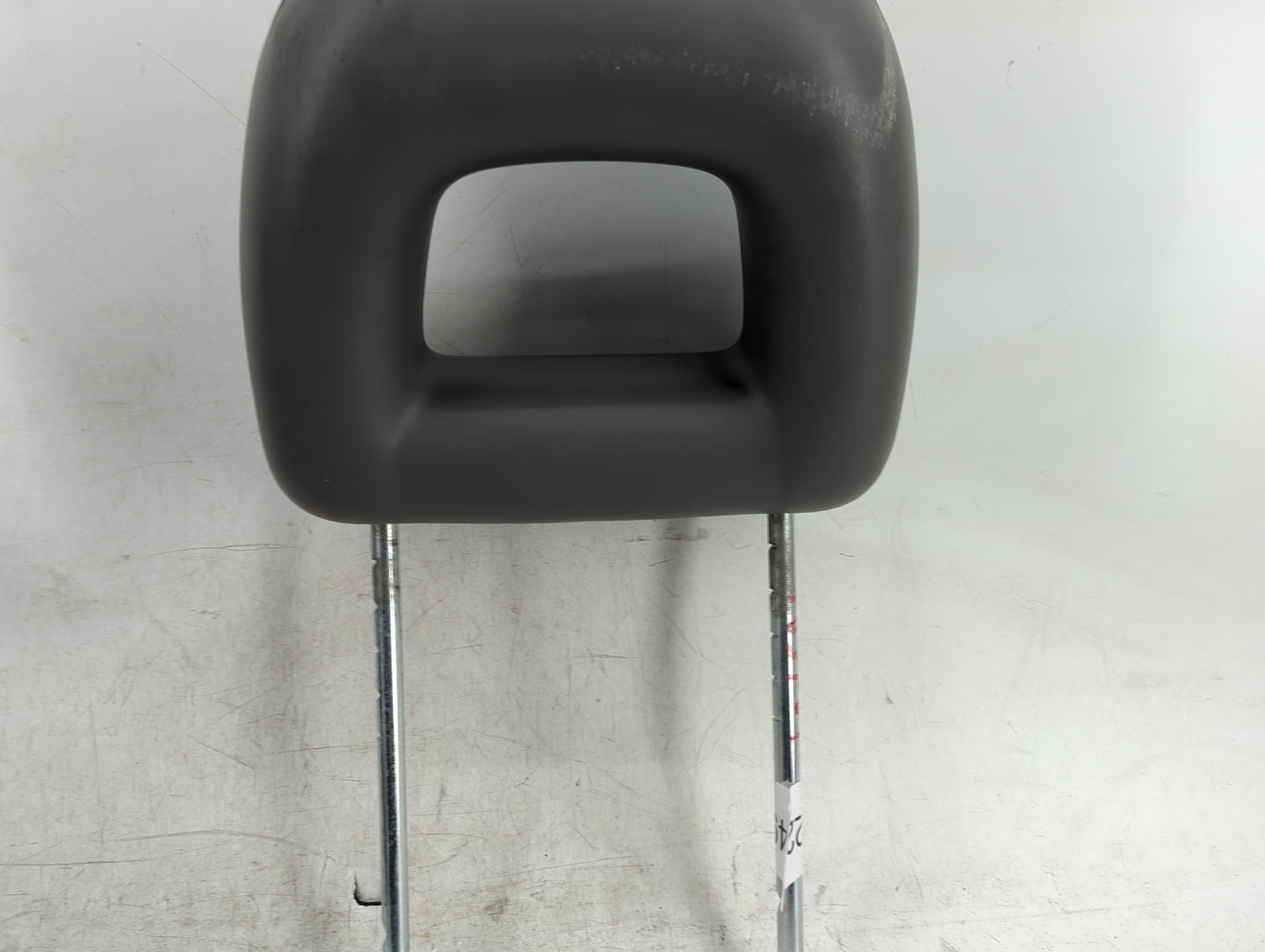 2007-2010 Chrysler Pt Cruiser Headrest Head Rest Front Driver Seat Black - Oemusedautoparts1.com