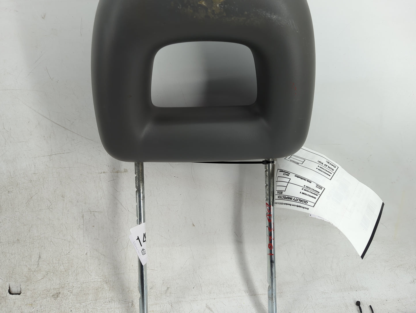 2007-2010 Chrysler Pt Cruiser Headrest Head Rest Front Driver Seat Black - Oemusedautoparts1.com