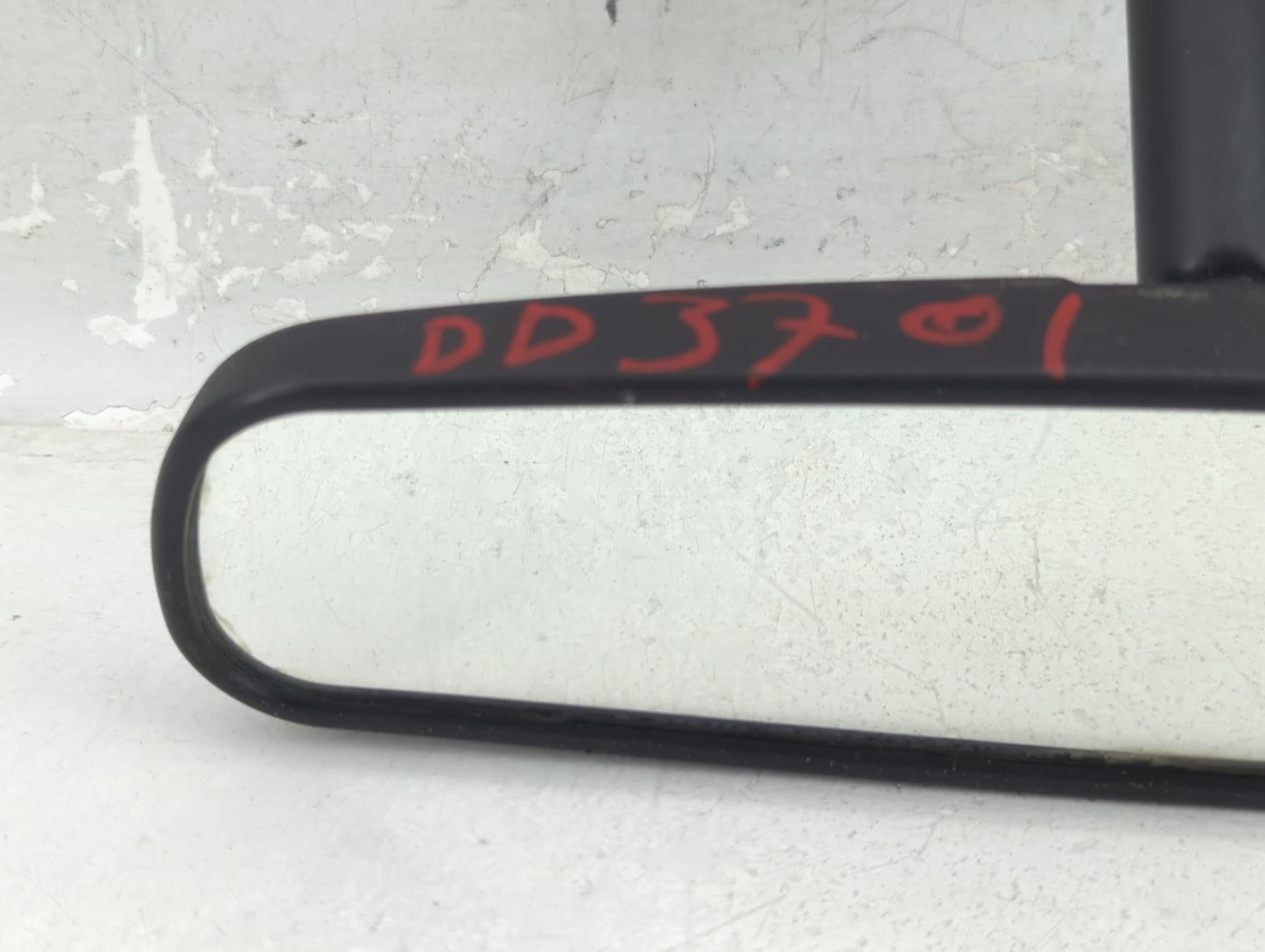 2001-2010 Chrysler Pt Cruiser Interior Rear View Mirror Replacement OEM Fits OEM Used Auto Parts - Oemusedautoparts1.com