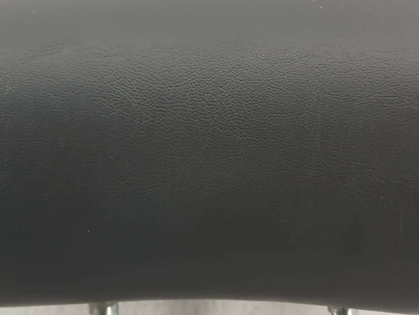 2007-2010 Chrysler Pt Cruiser Headrest Head Rest Front Driver Passenger Seat Fits Fits 2007 2008 2009 2010 OEM Used Auto Par